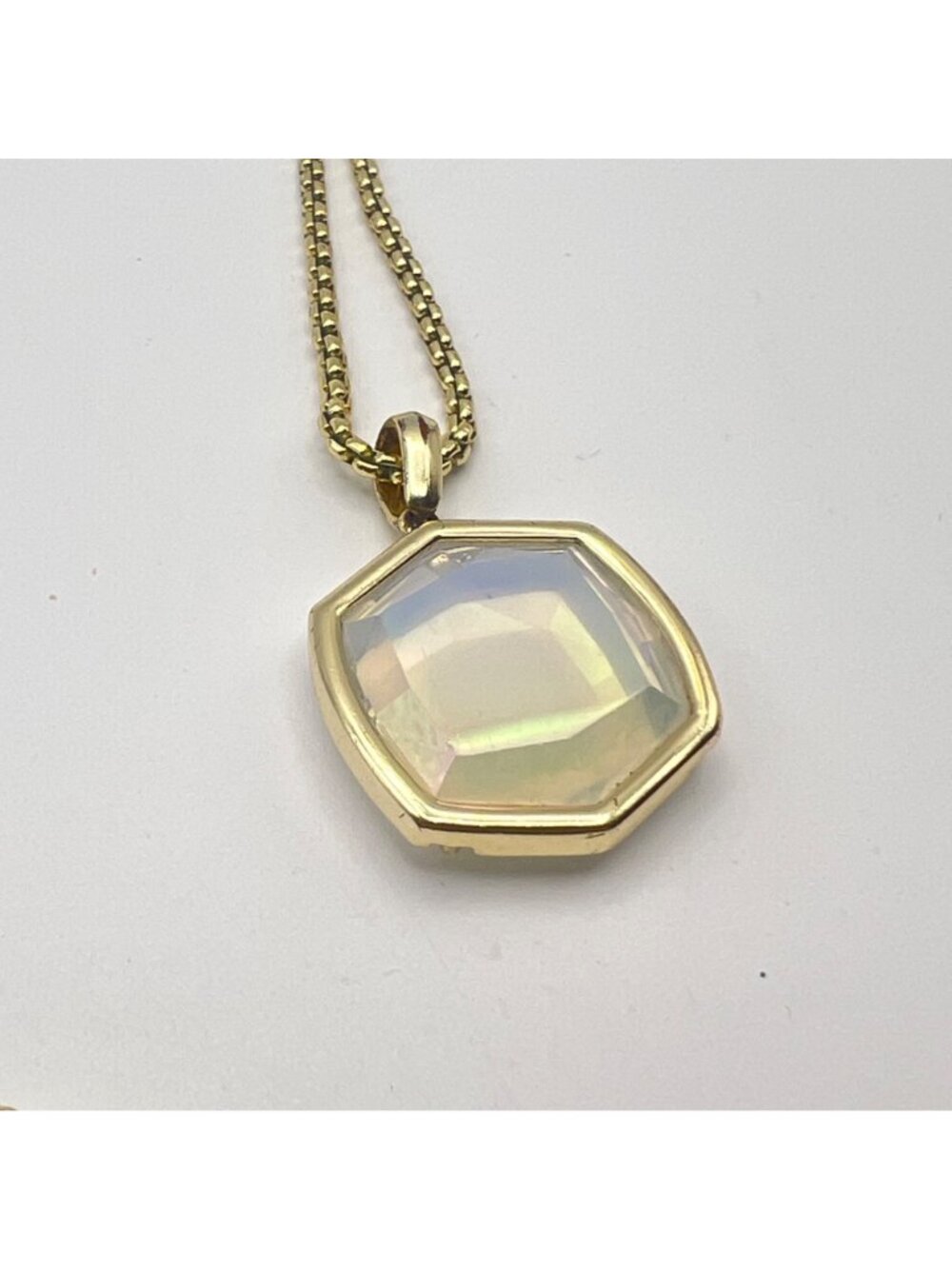 Kendra Scott Gold Iridescent Hexagon Pendant Necklace 28" Adjustable Chain - Picture 9 of 14